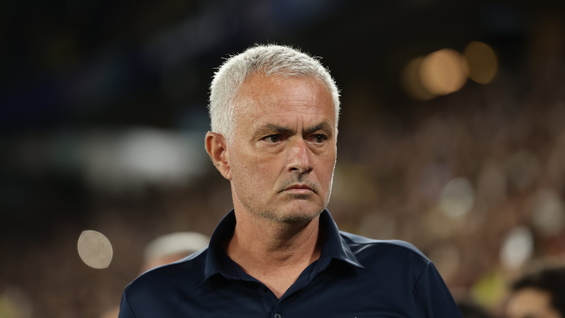 REAL MADRİD'DE MOURİNHO KRİZİ: ORTA SAHA ALINMADI