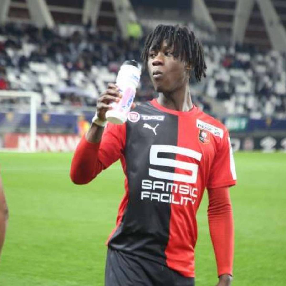 Real Madrid Eduardo Camavinga Adelanta A Paul Pogba