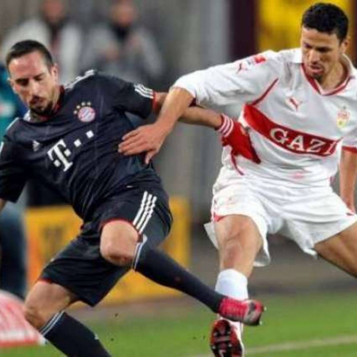 Descubre la tercera equipacion del Bayern Munich version 2012 2013