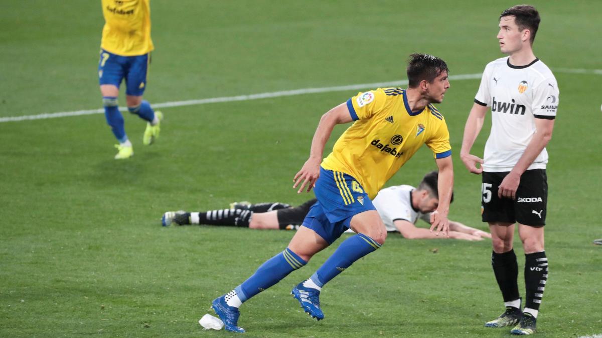 Cádiz y valencia dan sus versiones de lo sucedido