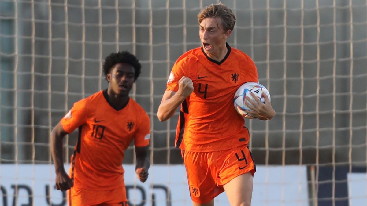 Juventus | El joven Dean Huijsen escoge a España