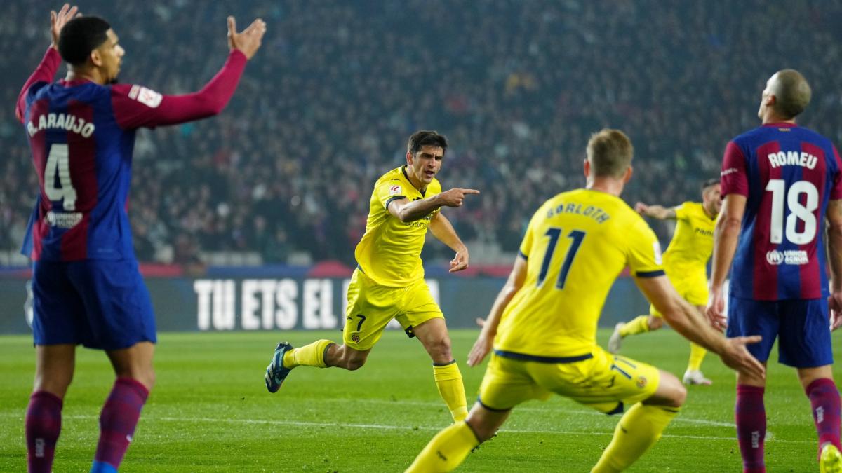 Liga | El Villarreal reina en la locura y deja al FC Barcelona en la lona