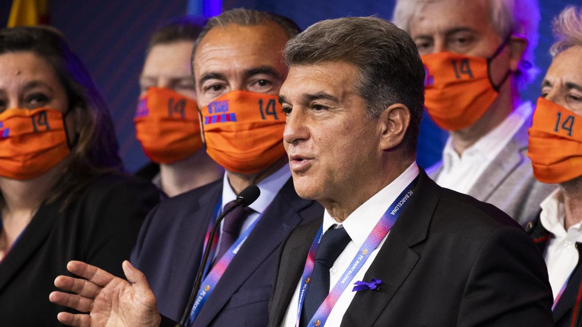 El guiño de xavi hernández a joan laporta