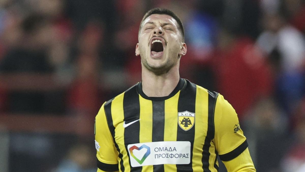 AEK Atenas se impone al LASK Linz en la fase de grupos