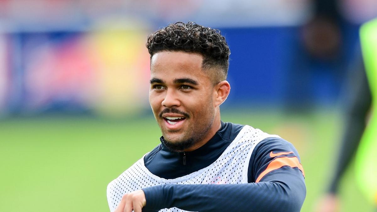 ¡el Valencia Encarrila El Fichaje De Justin Kluivert 