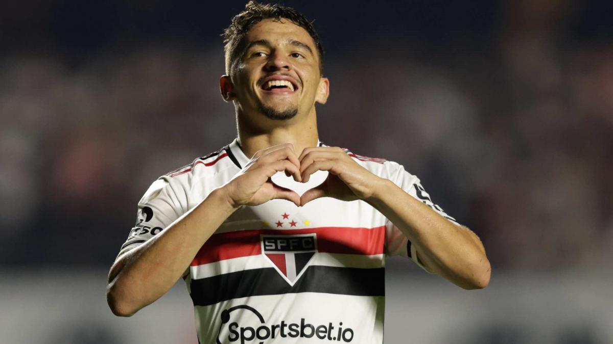 Atletico Madrid Considers Signing Brazilian Midfielder Pablo Maya to Reinforce Wide Plot