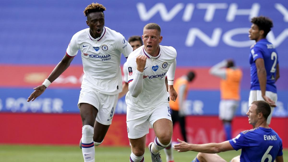 El Chelsea ultima hasta 5 salidas