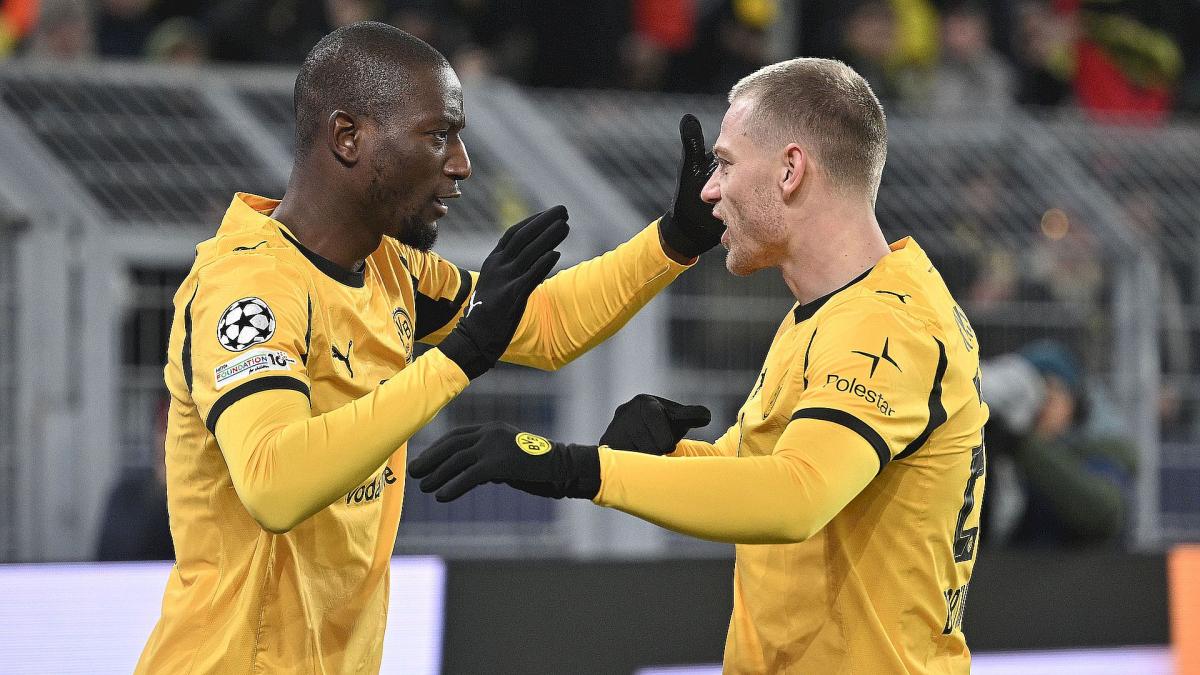 El Villarreal pierde el encuentro en el Signal Iduna Park