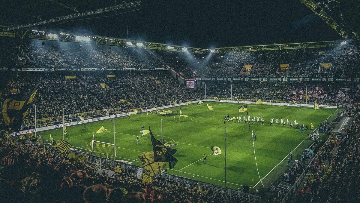 El Villarreal enfrenta al Dortmund en el Signal Iduna Park