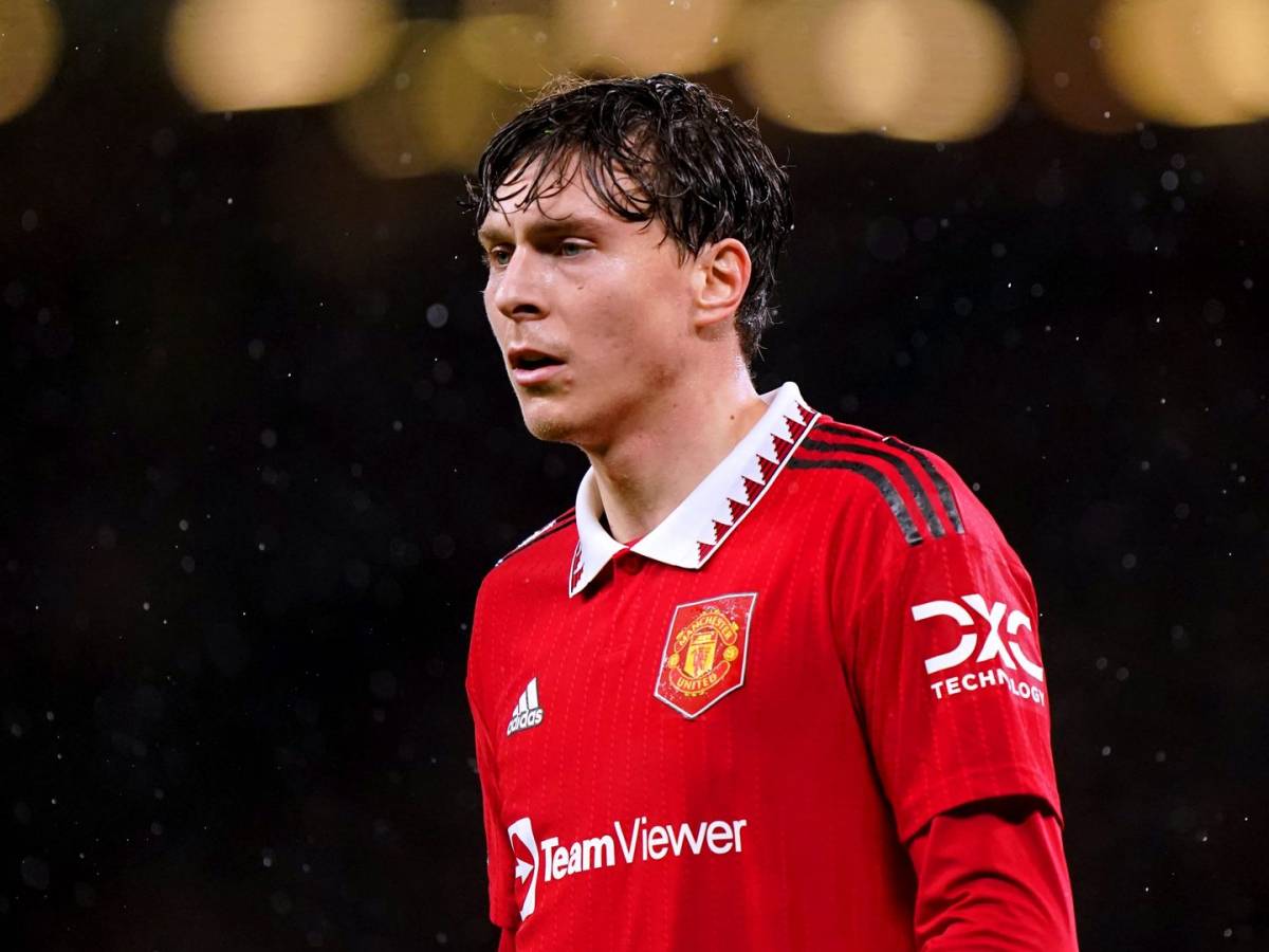 La decisión del Manchester United con Victor Lindelöf