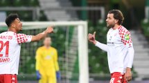 Adam Szalai renueva con el Mainz 05