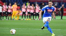 ¿Un trueque para llevar a Arkadiusz Milik al Tottenham?