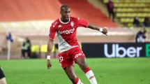 Djibril Sidibé y el AS Monaco separan sus caminos