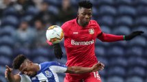Edmon Tapsoba, la sensación de la Bundesliga ofrecida al FC Barcelona