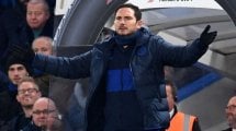 El Chelsea valora el fichaje de un nuevo lateral zurdo