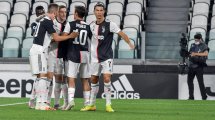 La Juventus define sus planes con Alex Sandro
