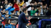 ¿Qué opciones baraja el Valencia para reforzar la zaga?