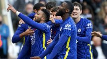 Premier | El Chelsea hace los deberes; tropiezos de Liverpool y Manchester City