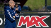 Jaap Stam entrenará en la MLS
