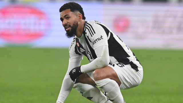 Douglas Luiz con la Juventus