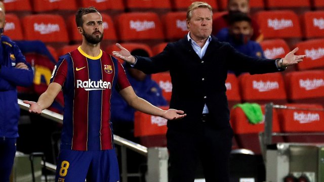 Miralem Pjanic y Ronald Koeman