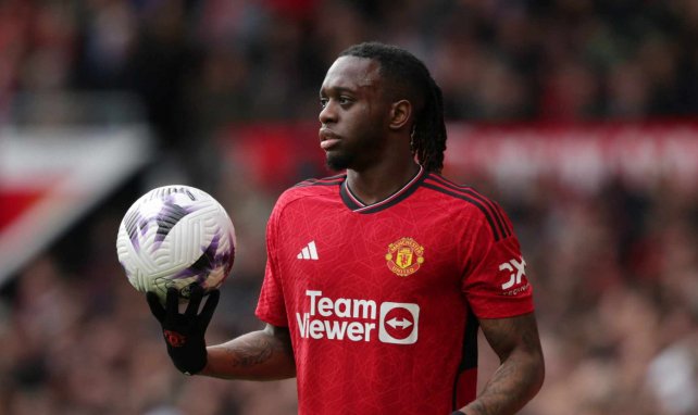 Aaron Wan-Bissaka con el Manchester United