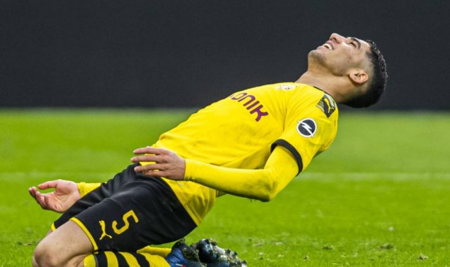 Achraf Hakimi brilla con el Borussia Dortmund