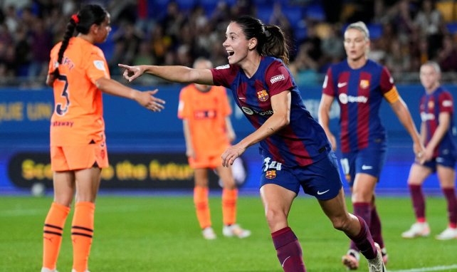Aitana Bonmatí celebra con el FC Barcelona