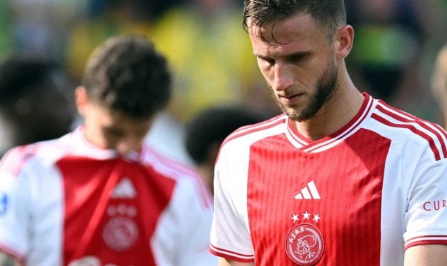 El Ajax anuncia un movimiento