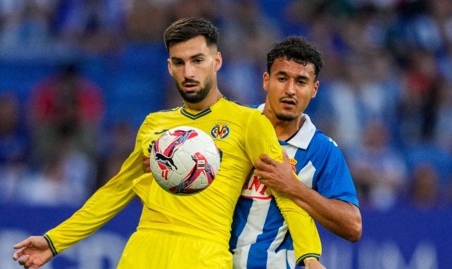 Álex Baena con el Villarreal