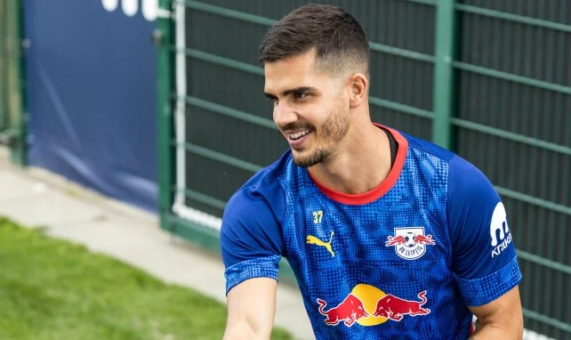 André Silva entrenando con el RB Leizpig