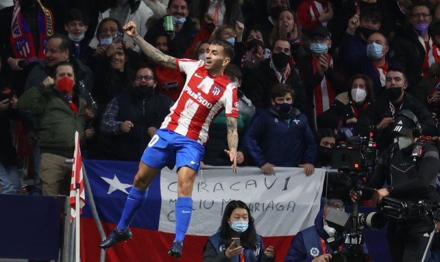 Ángel Correa celebra su tanto con el Atlético de Madrid