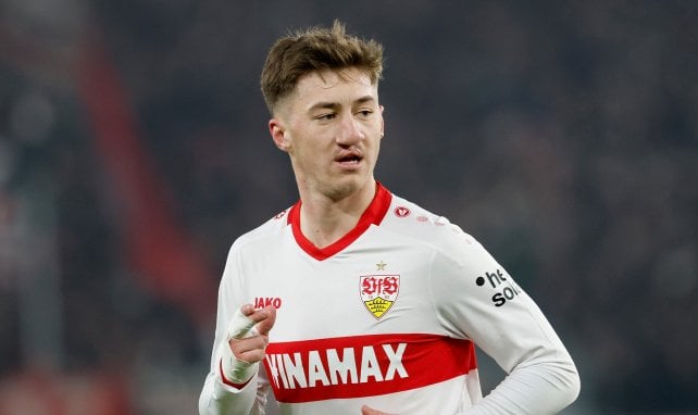 Angelo Stiller con el Stuttgart