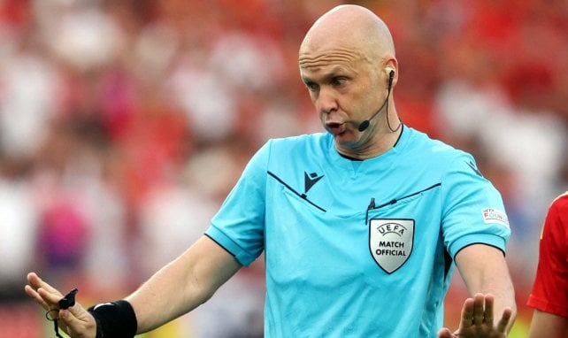 Anthony Taylor se retira