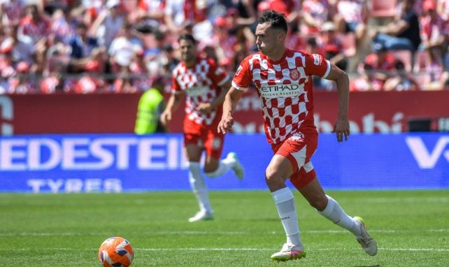 Arnau Martínez con el Girona