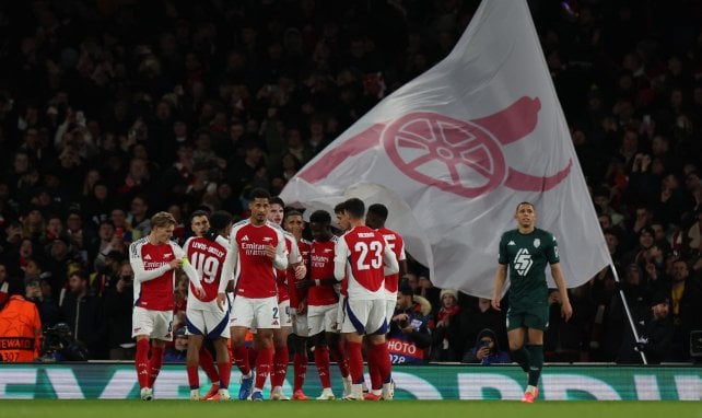 Los jugadores del Arsenal celebran un gol