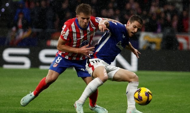 Pablo Barrios con el Atleti