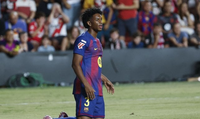 Alejandro Balde con el FC Barcelona
