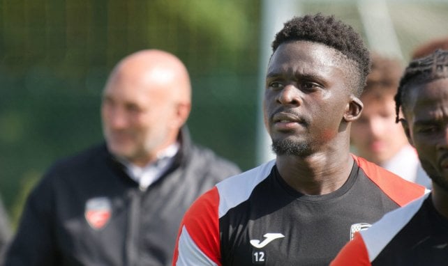 Competencia para la Lazio por Bamba Dieng