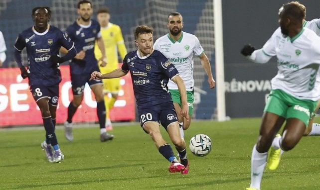 Enzo Bardeli desata un duelo en la Liga española