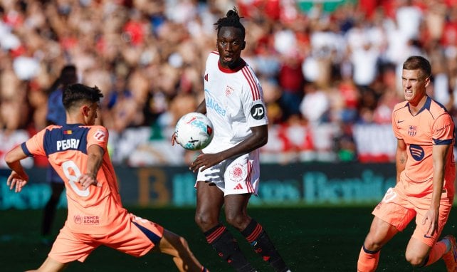 Entrevista con Batista Mendy: "Quiero escribir mi historia en el Sevilla"