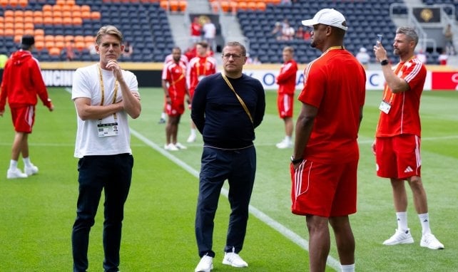 Max Eberl y Vincent Kompany.