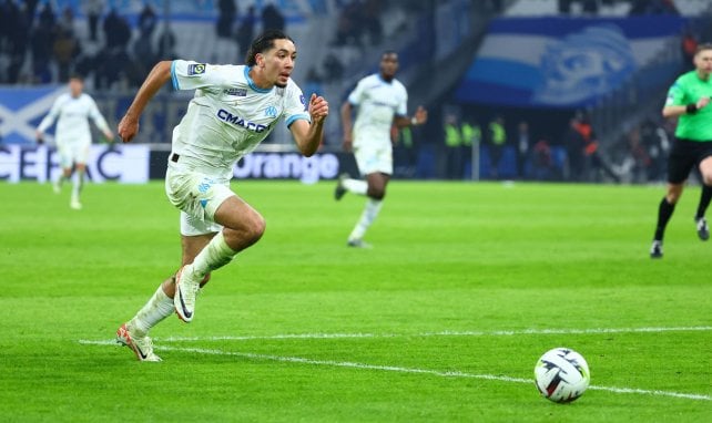 Opción a coste 0 para la medular del Sevilla