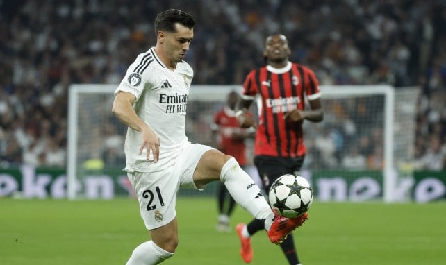 Brahim Díaz ante el AC Milan