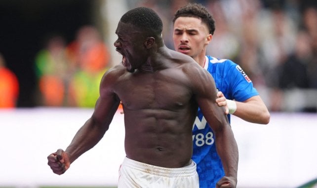 Brian Brobbey levanta pasiones