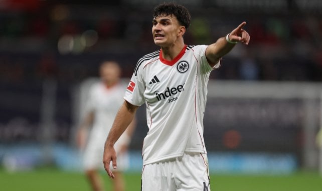 Can Uzun con el Eintracht de Frankfurt