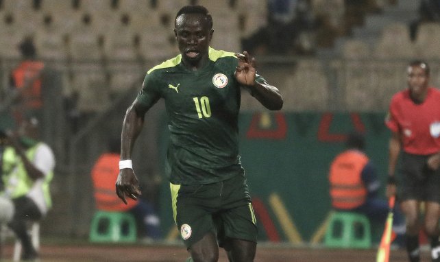Sadio Mané, en acción con Senegal en la Copa África