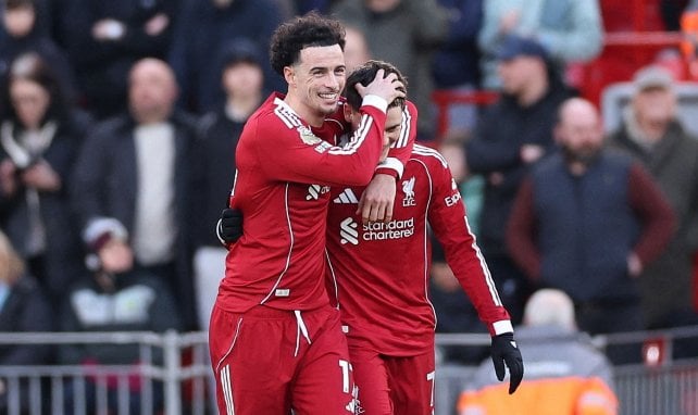 Opción en el centro del campo para Unai Emery