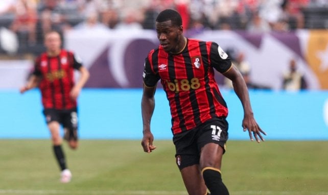 Dango Ouattara con el Bournemouth