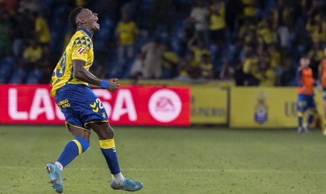 Dário Essugo con la UD Las Palmas